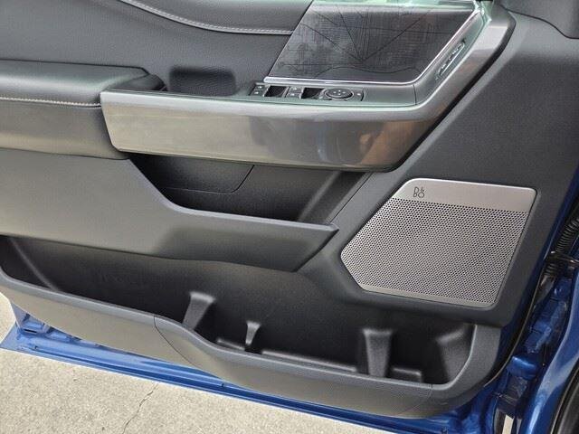 Used 2023 Atlas Blue Metallic Ford XLT image 25