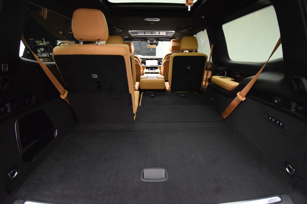 New 2026 Steel Blue Exterior Paint Jeep Summit Reserve image 41
