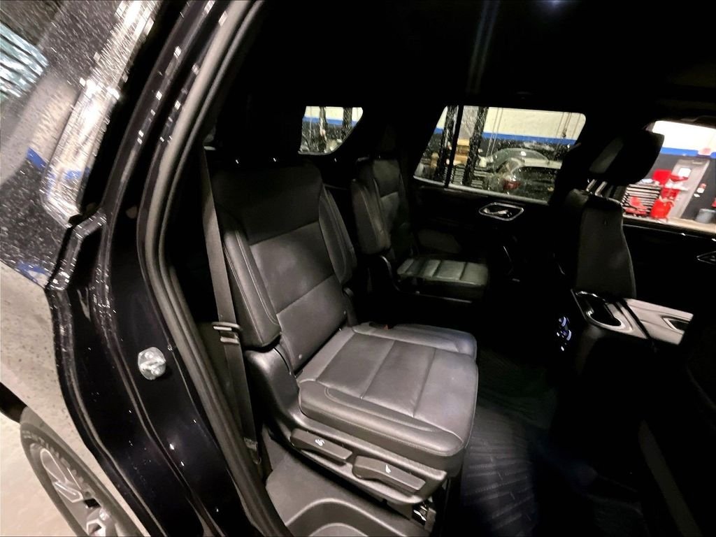Used 2023 Gray Chevrolet LT image 16