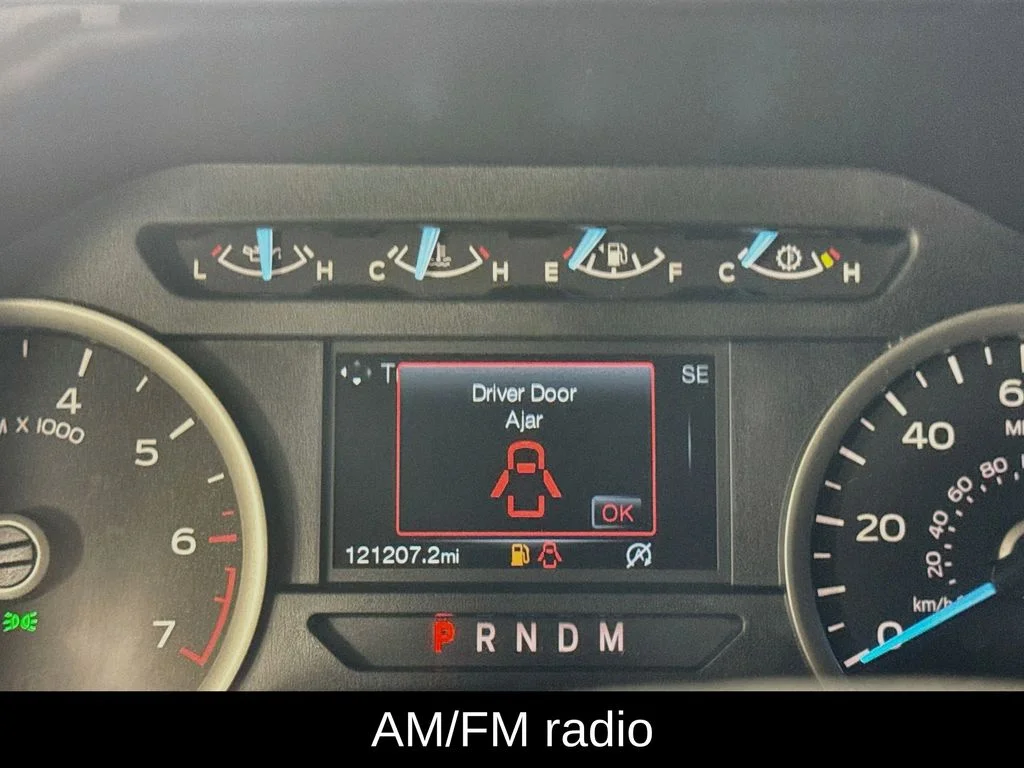 Used 2018 Oxford White Ford XLT image 16