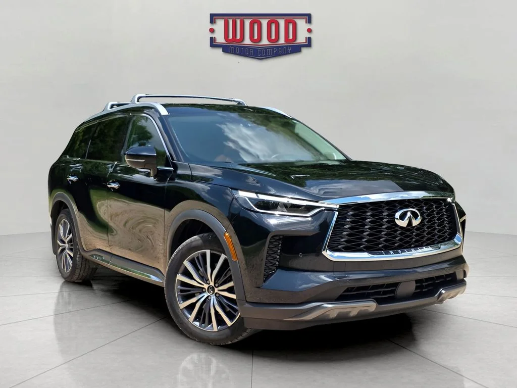 Used 2023 Mineral Black INFINITI Sensory image 1