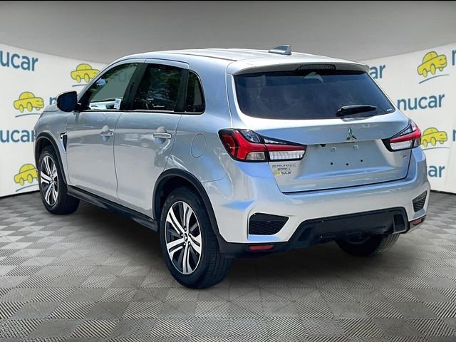Used 2024 Silver Mitsubishi 2.0 SE image 2