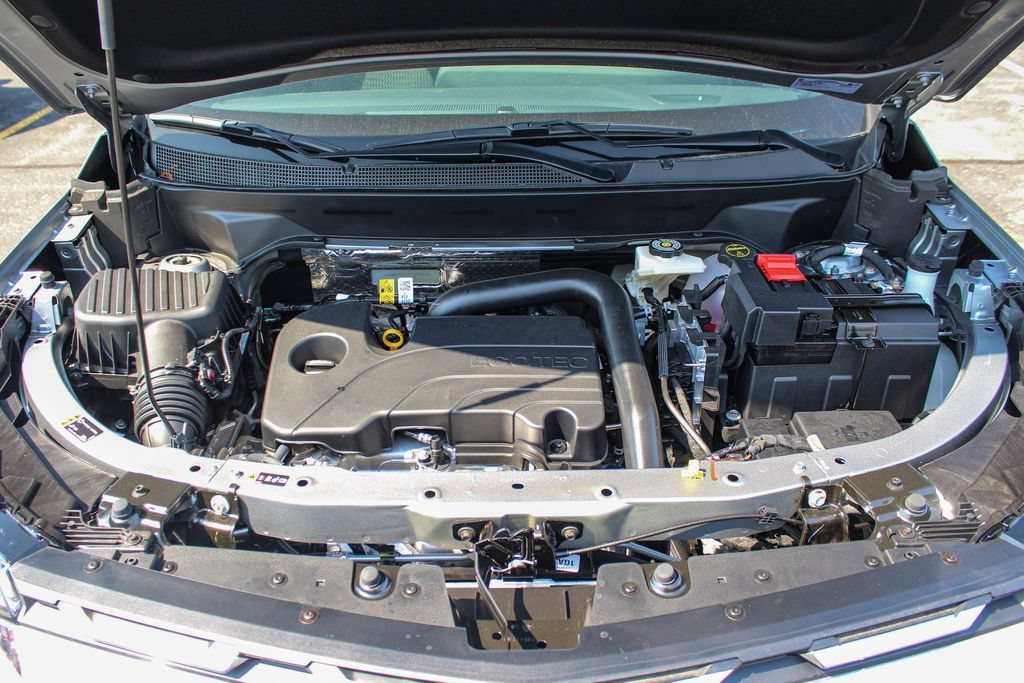 2027 Chevrolet Equinox LT - Photo 11