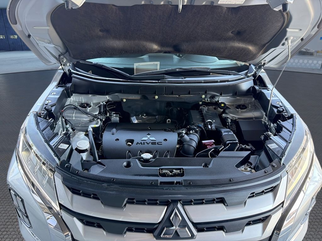 2025 Mitsubishi Outlander Sport ES - Photo 17