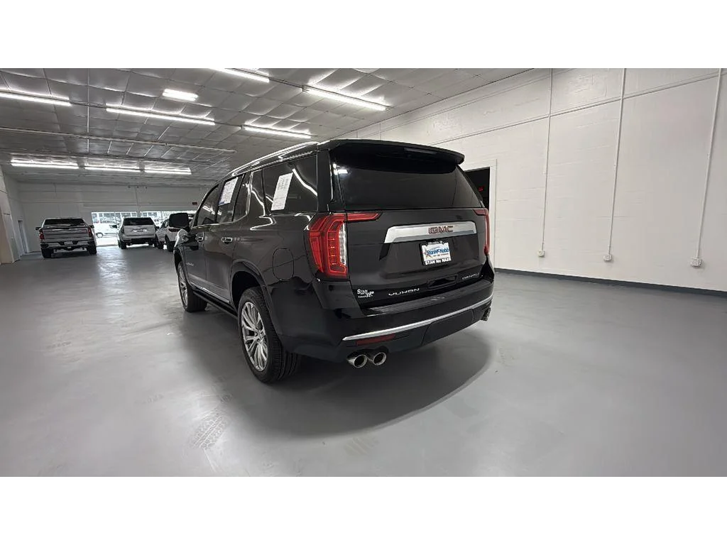 Used 2023 Onyx Black GMC Denali image 10