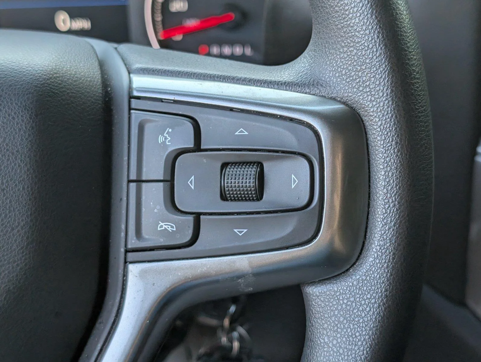 Used 2022 SHADOW GRAY METALLIC Chevrolet Custom image 26