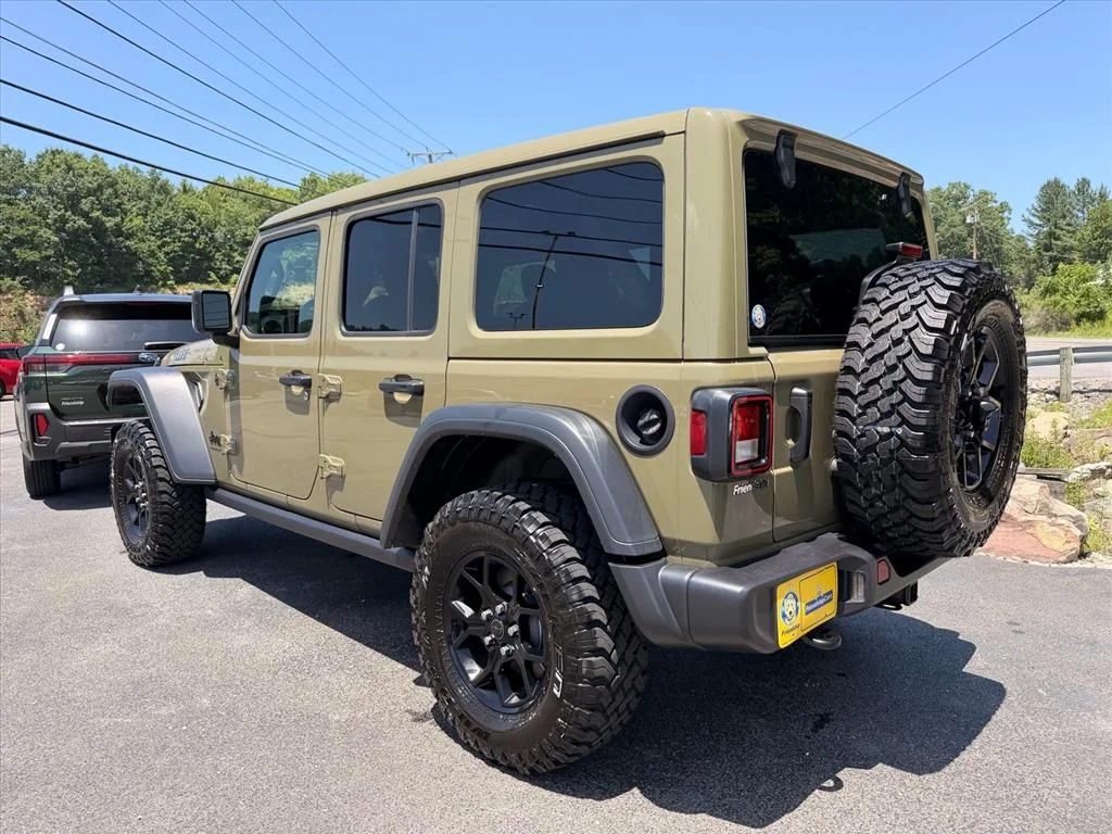 Used 2025 Green Jeep Willys image 5