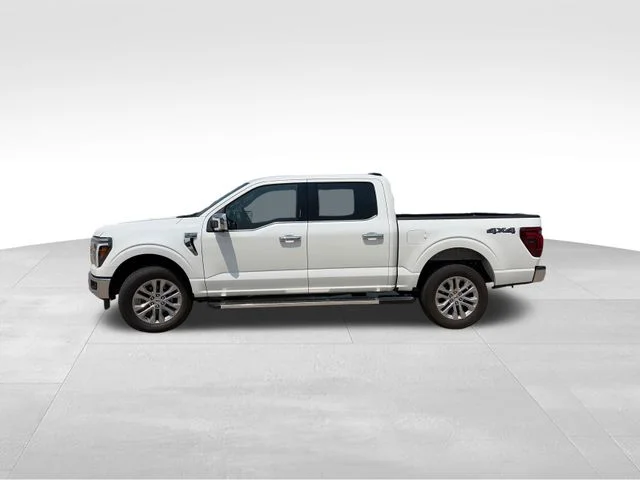 Used 2026 White Ford Lariat image 3