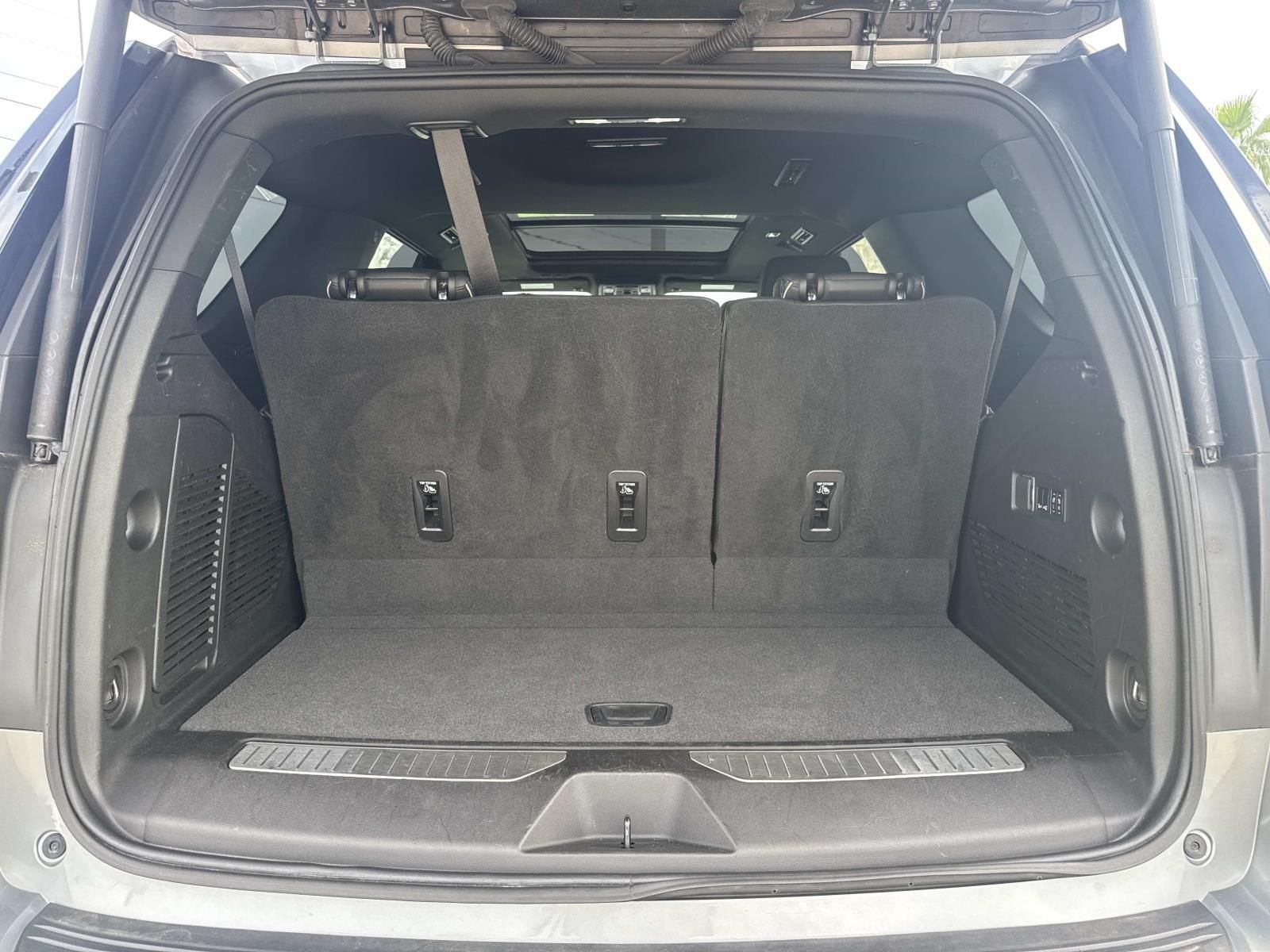 Used 2023 Gray Chevrolet Premier image 10