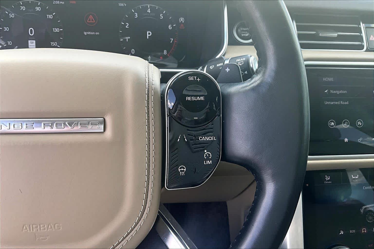 Used 2018 Fuji White Land Rover HSE image 21