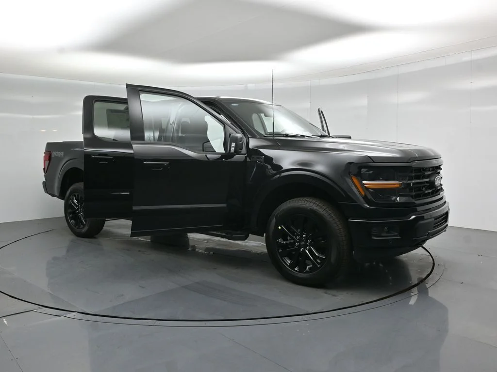 New 2026 Agate Black Metallic Ford XLT image 29