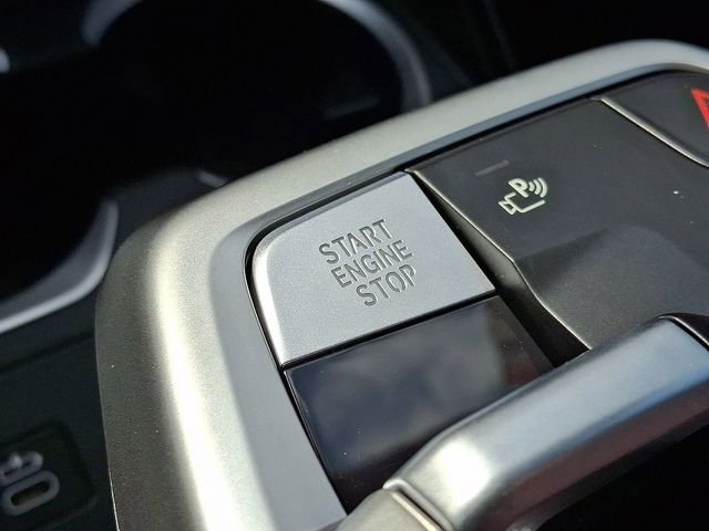 New 2026 Black Sapphire Metallic BMW xDrive28i image 19