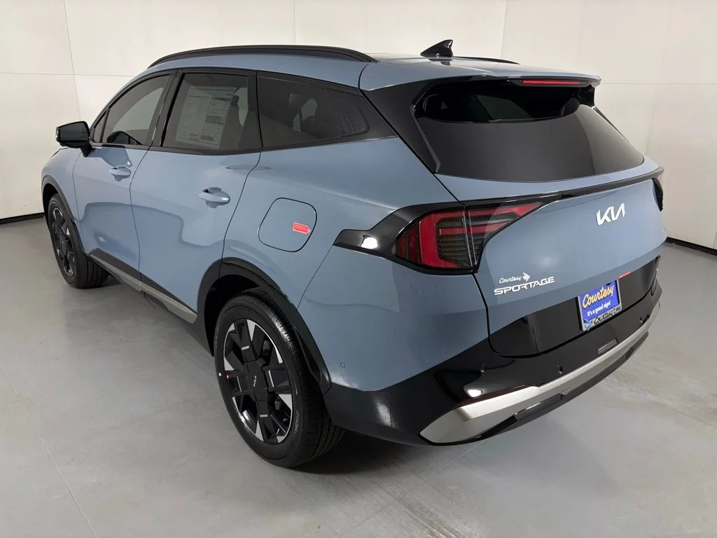 New 2026 Heritage Blue Kia SX Prestige image 6