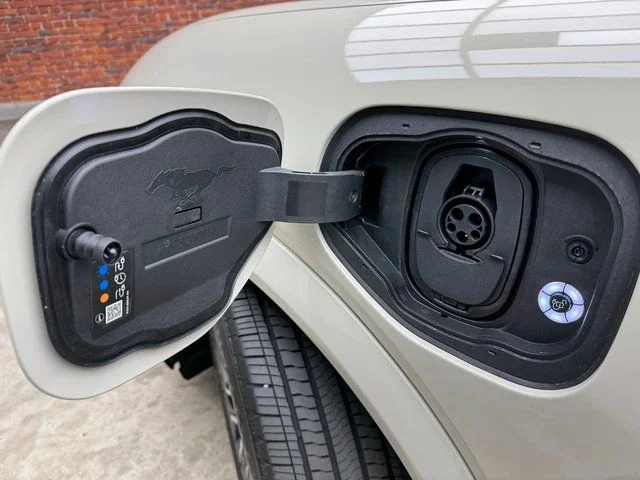 New 2025 Beige Ford Premium image 32