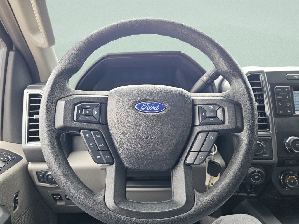 Certified Used 2018 Oxford White Ford XLT image 29