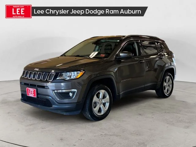 Used 2021 Gray Jeep Latitude image 1
