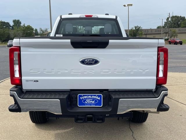 New 2026 Oxford White Ford XL image 3