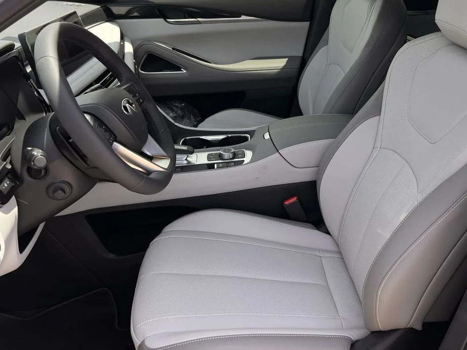 New 2027 GRAPHITE SHADOW INFINITI Sport AWD image 21