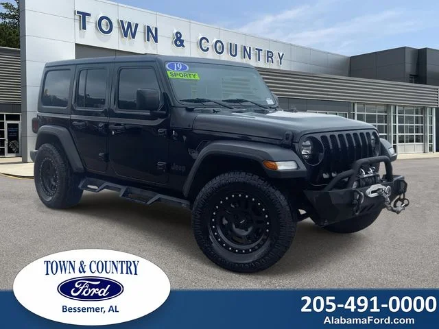 2019 Jeep Wrangler Sport S's photo