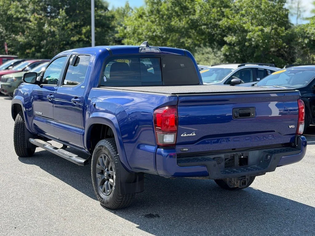 Used 2023 Blue Toyota SR5 image 3
