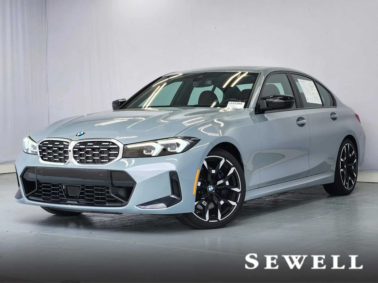 2025 BMW 3 Series M340i Sedan's photo