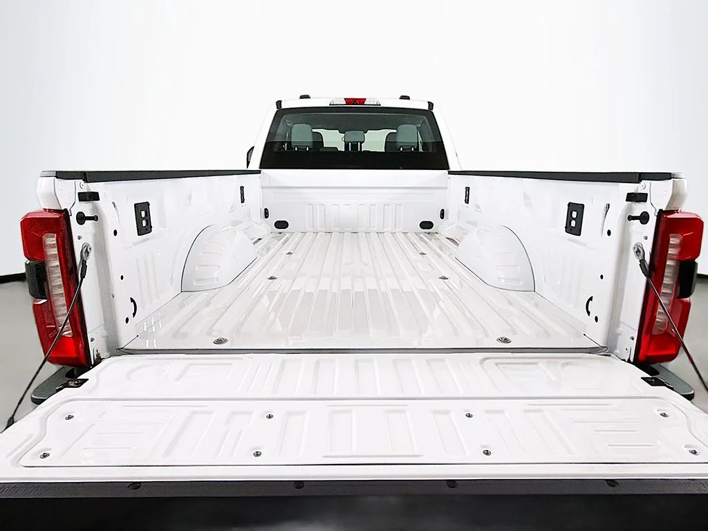 New 2025 Oxford White Ford F-350® XL image 14