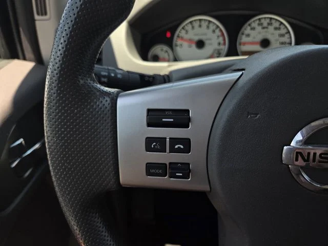 Used 2018 Glacier White Nissan SV image 22