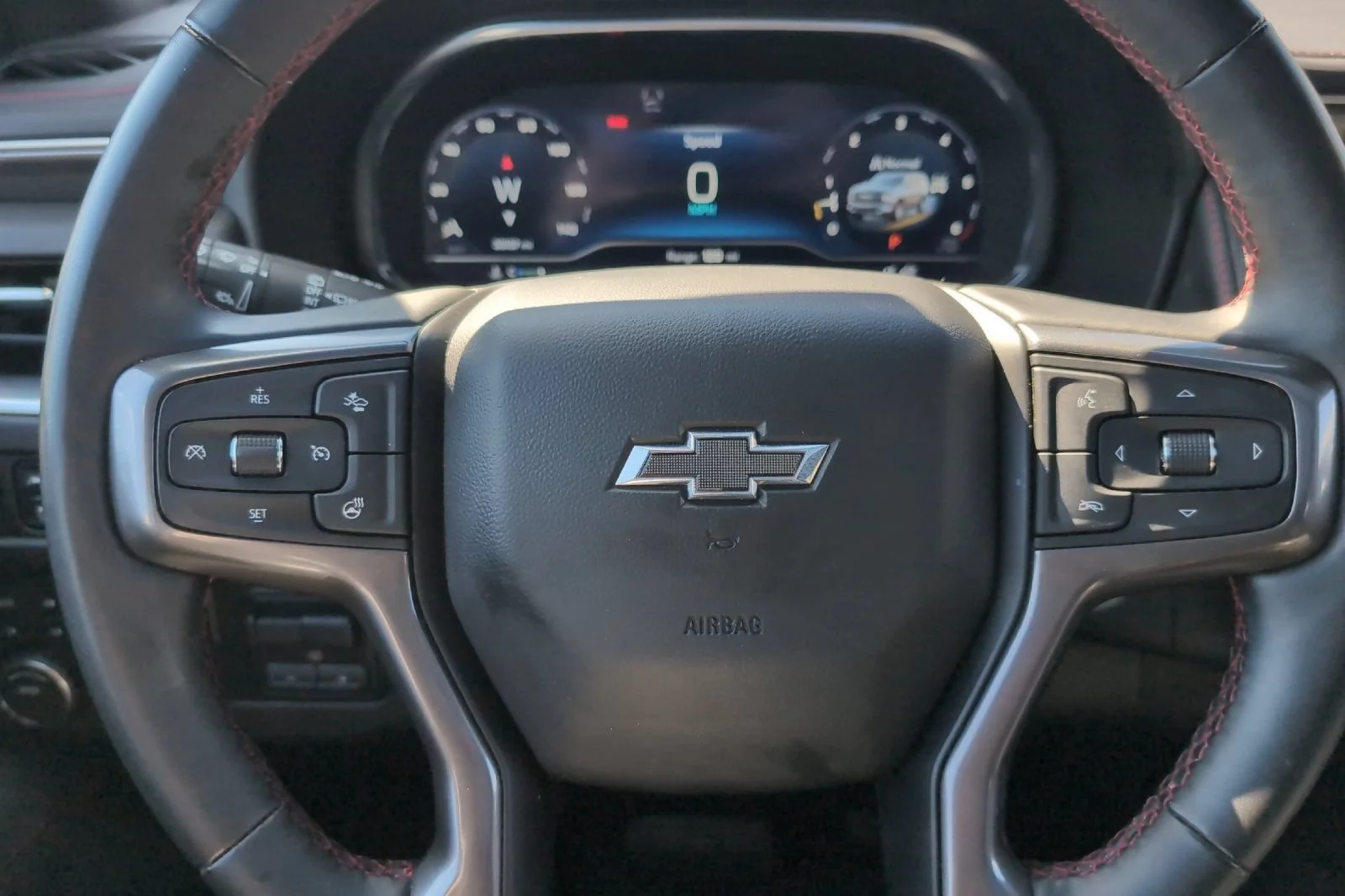 2024 Chevrolet Suburban RST - Photo 26