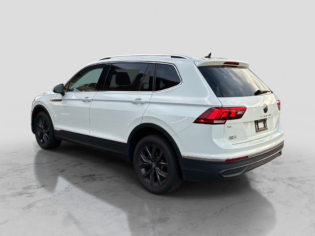Used 2024 White Volkswagen 2.0T SE image 5