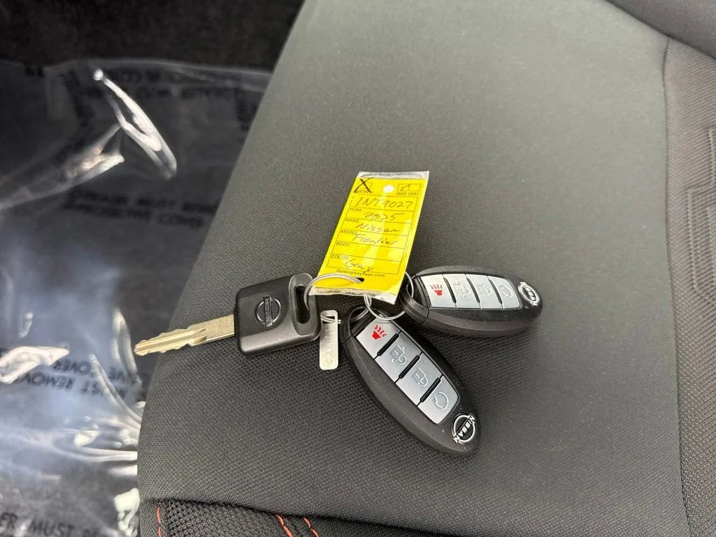 Used 2025 Gray Nissan PRO-4X image 34
