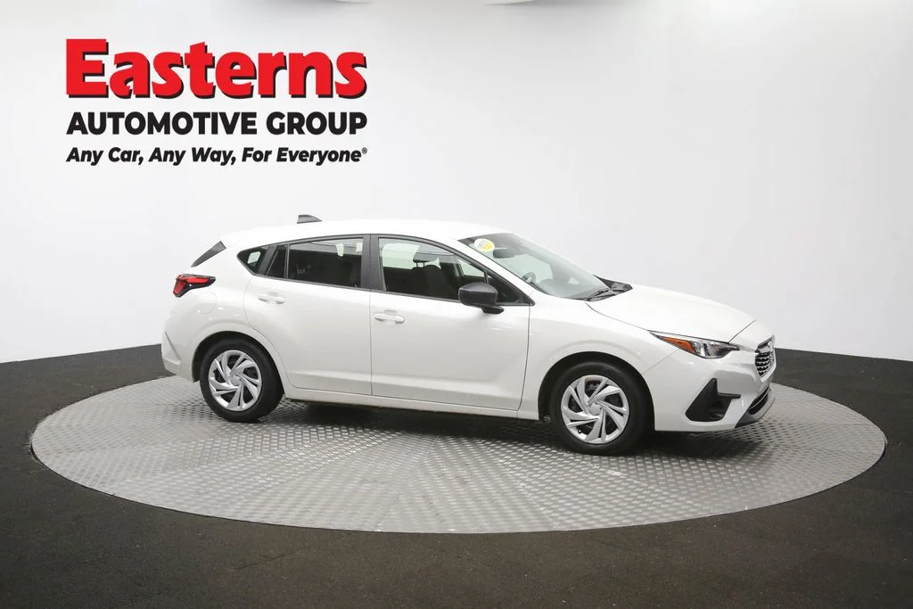 Used 2024 White Subaru Base image 44