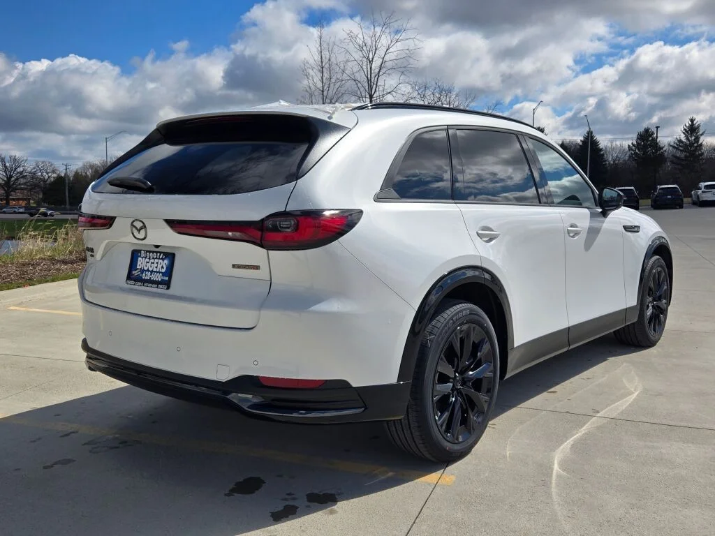 New 2026 Rhodium White Premium Mazda 3.3 Turbo S Premium Sport AWD image 12