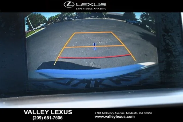 Used 2016 White Lexus 200t image 7