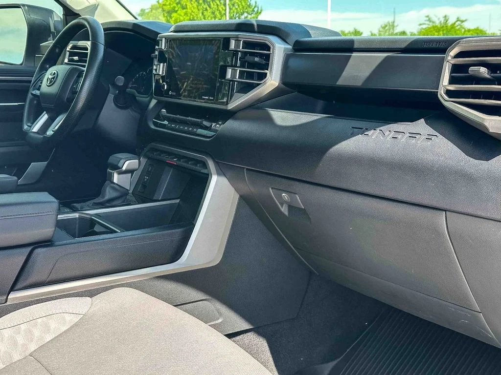 2024 Toyota Tundra SR5 - Photo 21
