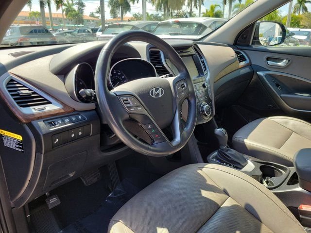 2017 Hyundai Santa Fe SE Ultimate - Photo 18