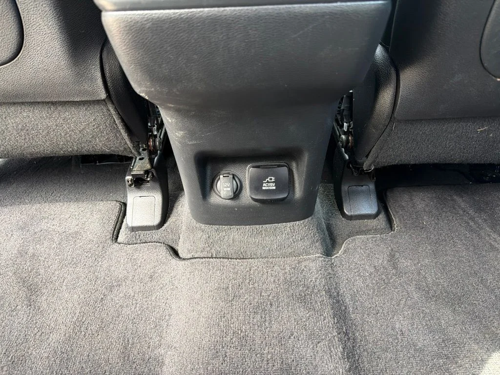 Used 2023 Black Kia SX image 17
