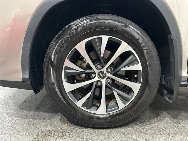 Used 2022 Silver Lexus 350 image 13