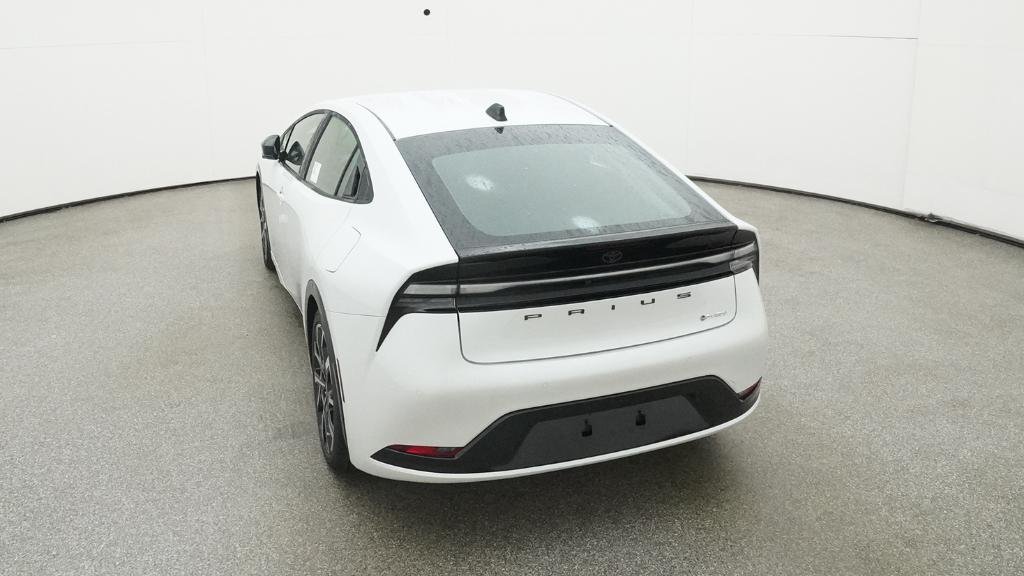 2026 Toyota Prius Plug-in Hybrid XSE - Photo 36