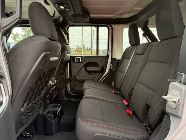 Used 2018 Silver Jeep Unlimited Rubicon image 15