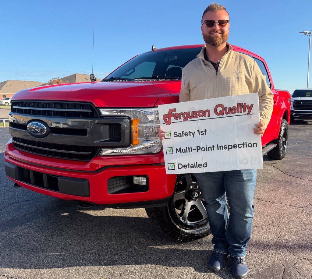 Used 2020 Red Ford XLT image 1