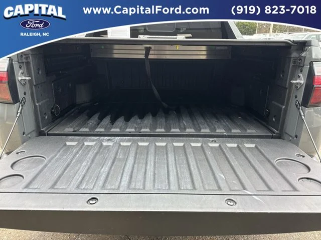 Used 2022 Gray Hyundai SEL Premium image 15