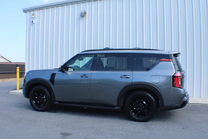 Used 2025 Gray Nissan PRO-4X 4WD image 3