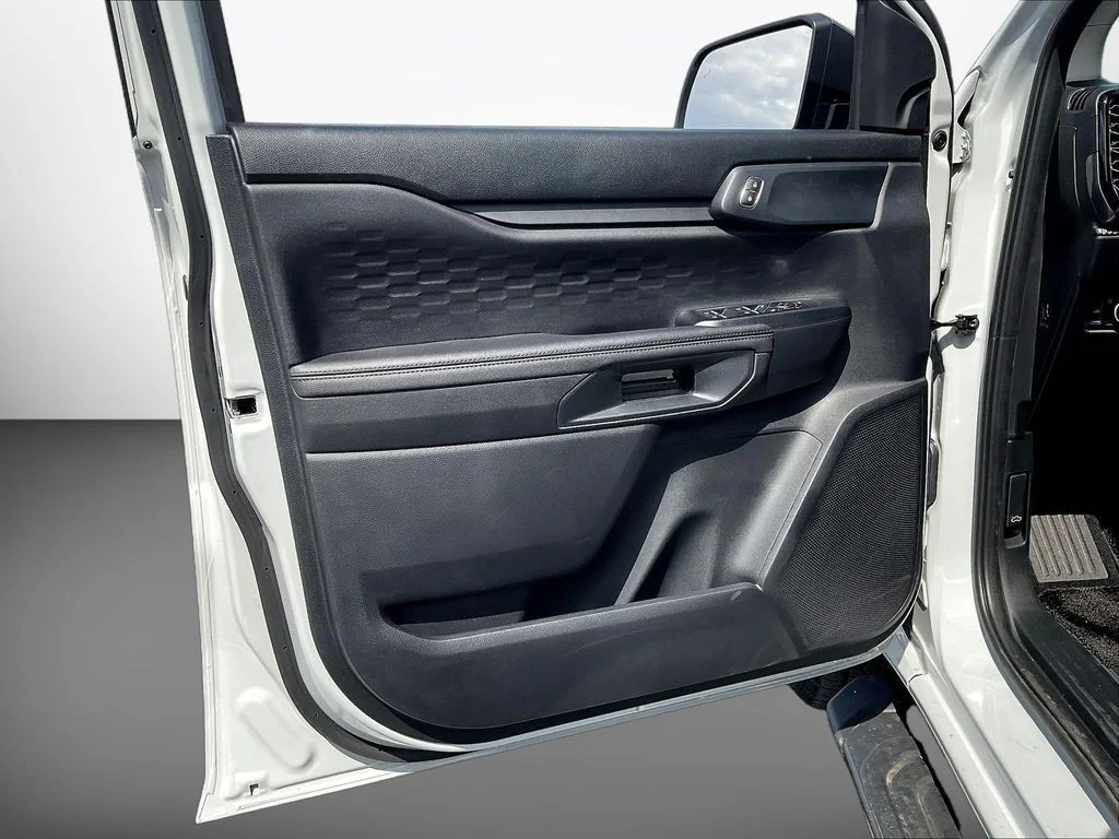 New 2026 Avalanche Ford XLT image 25