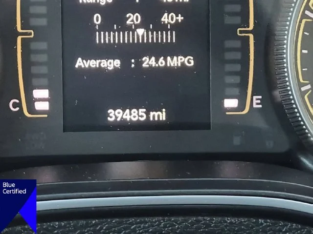 Used 2020 Silver Jeep Latitude image 23