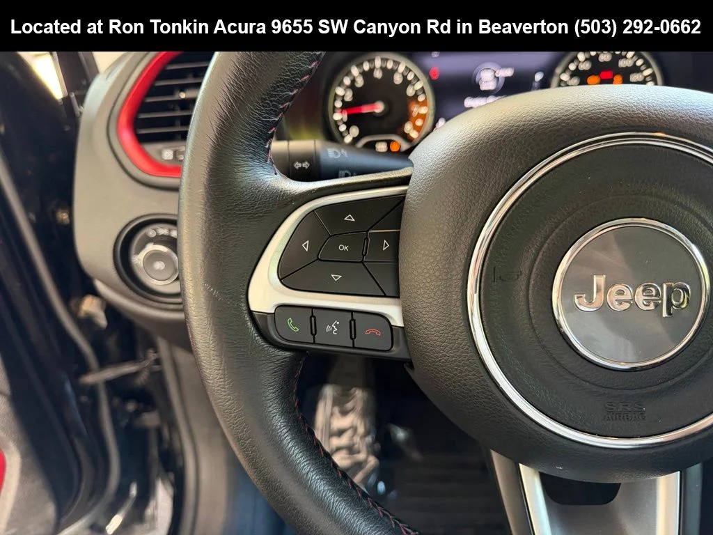 Used 2016 Black Jeep Trailhawk image 17