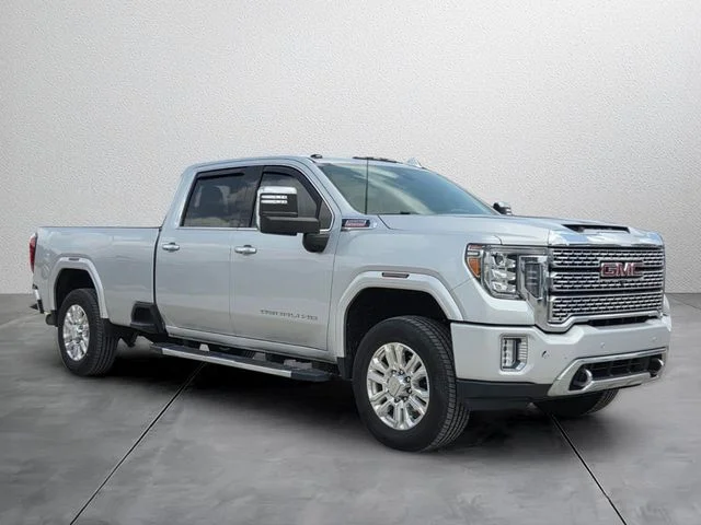 Used 2020 Silver GMC Denali image 6
