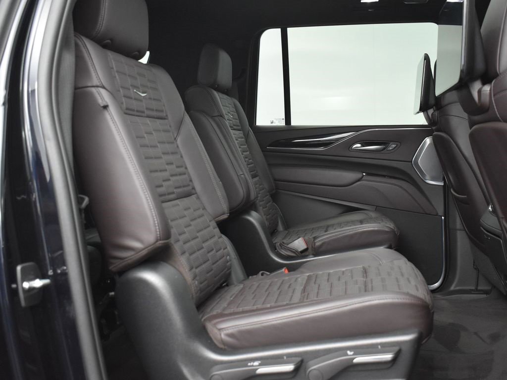 2023 CADILLAC ESCALADE ESV - Image 35