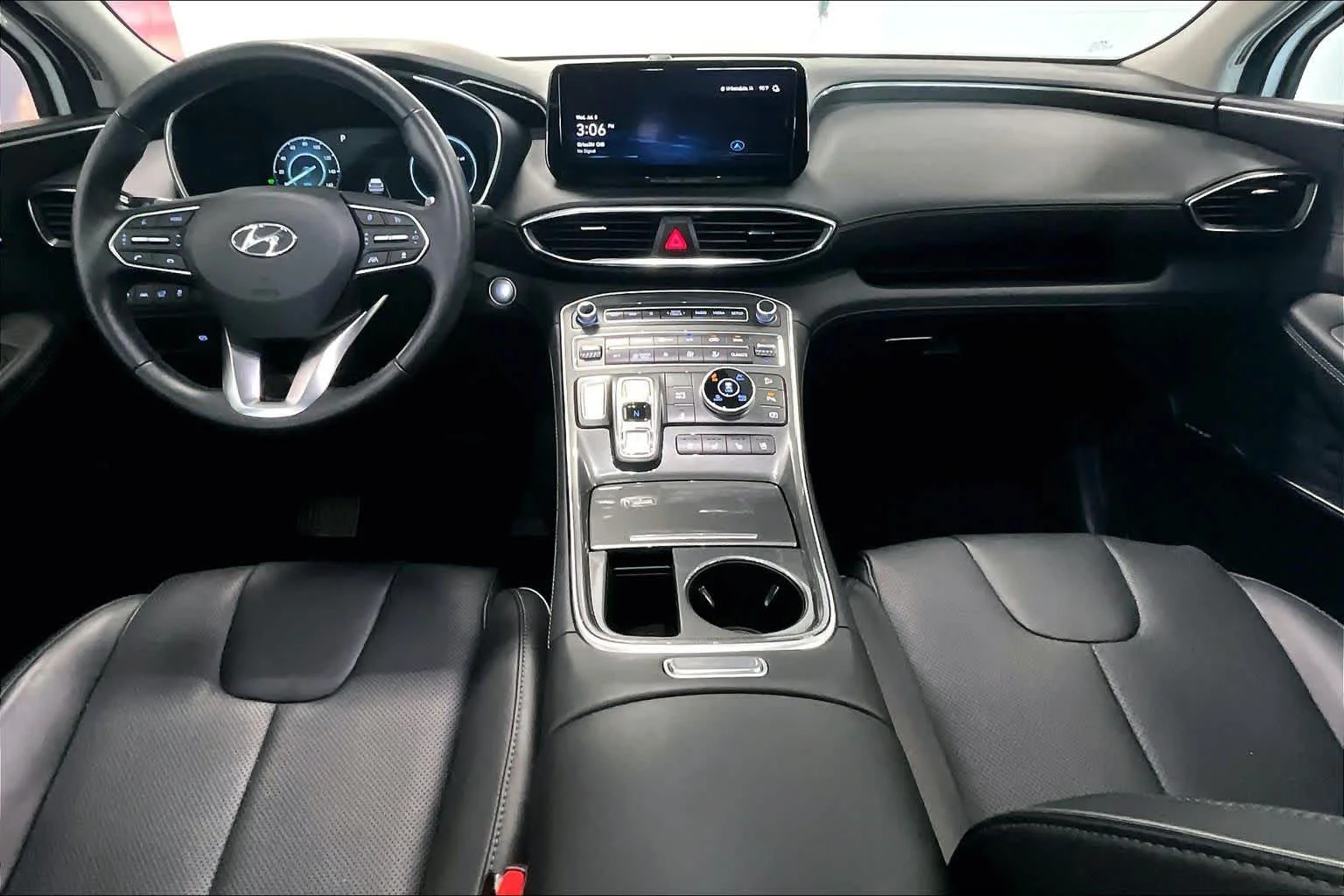 Used 2023 Serenity White Pearl Hyundai Limited image 9