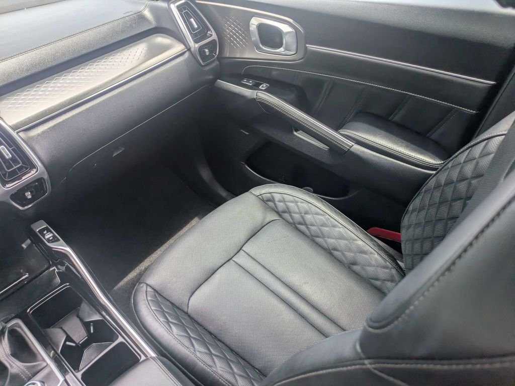 Used 2021 Beige Kia SX-Prestige image 18