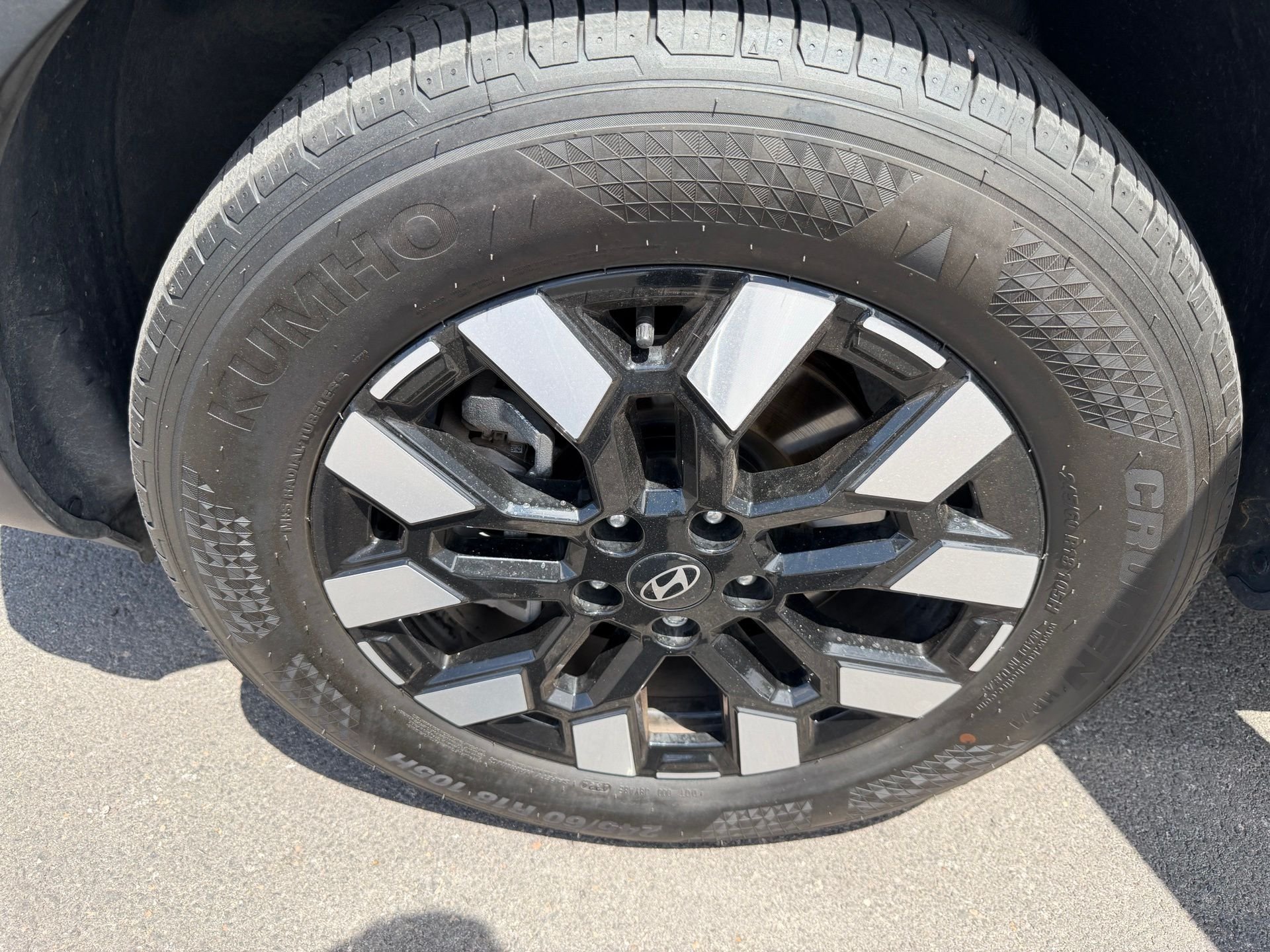 Certified Used 2025 White Hyundai SEL image 45